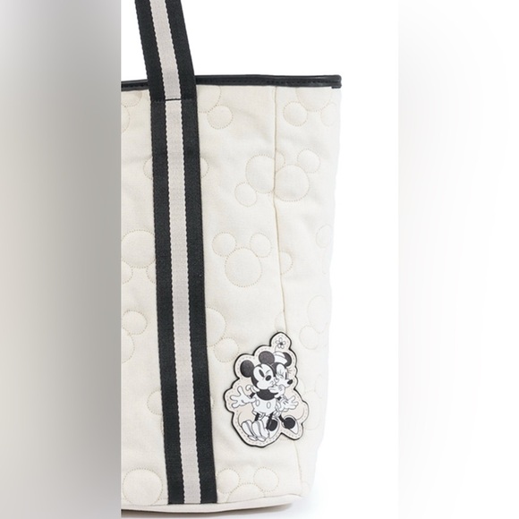 DISNEY MICKEY QUILTED TOTE BAG COLOR CREAM - Picture 9 of 11
